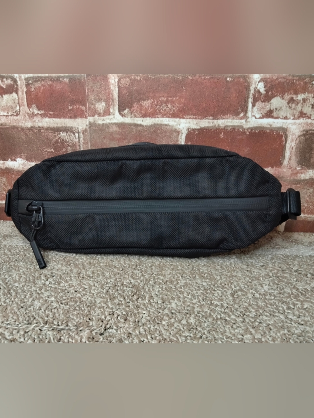 Aer City Sling 2 Black Ballistic Nylon Everyday Crossbody Bag Unisex